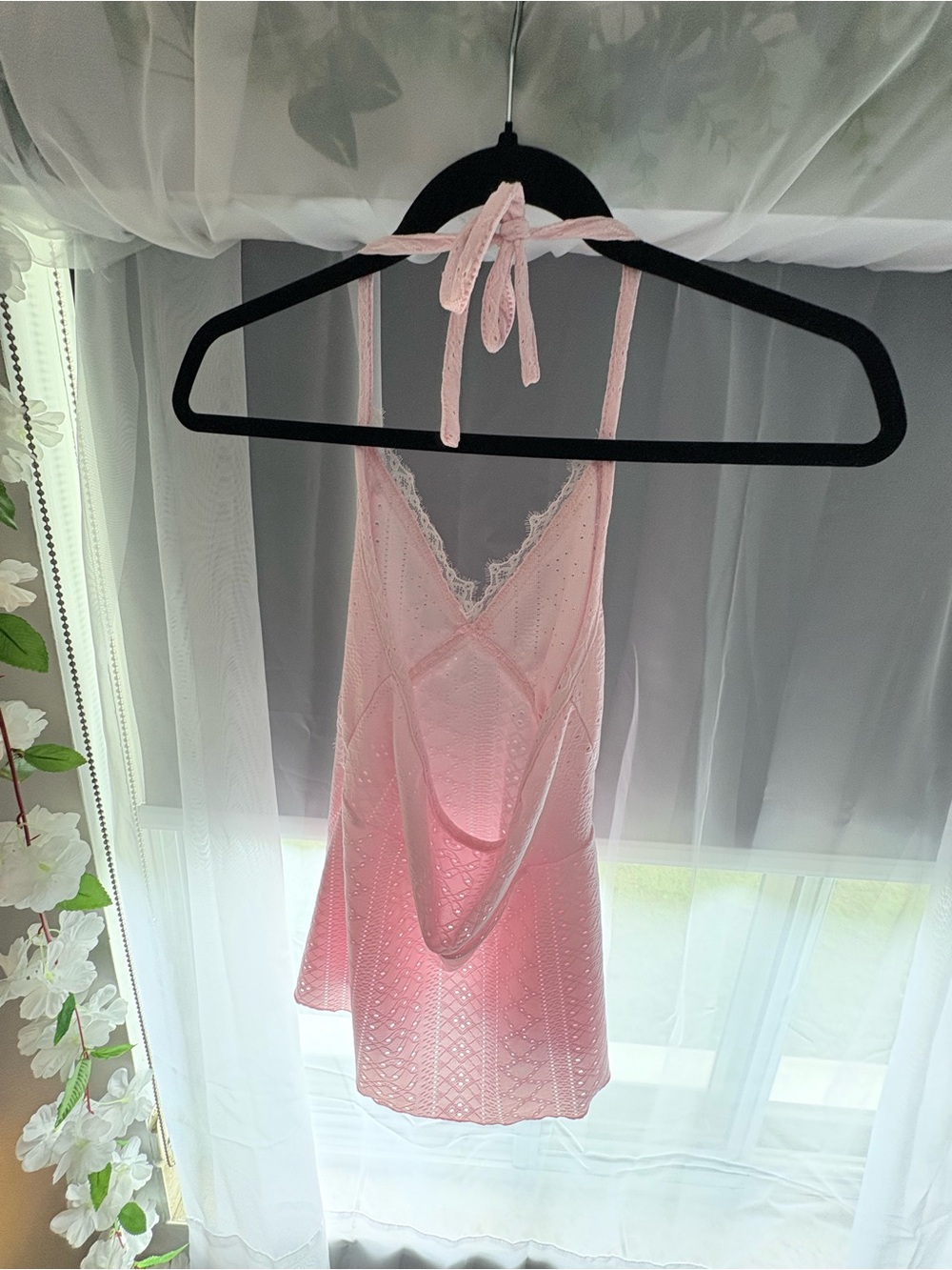 Halter Lace-Trim tank top Pink